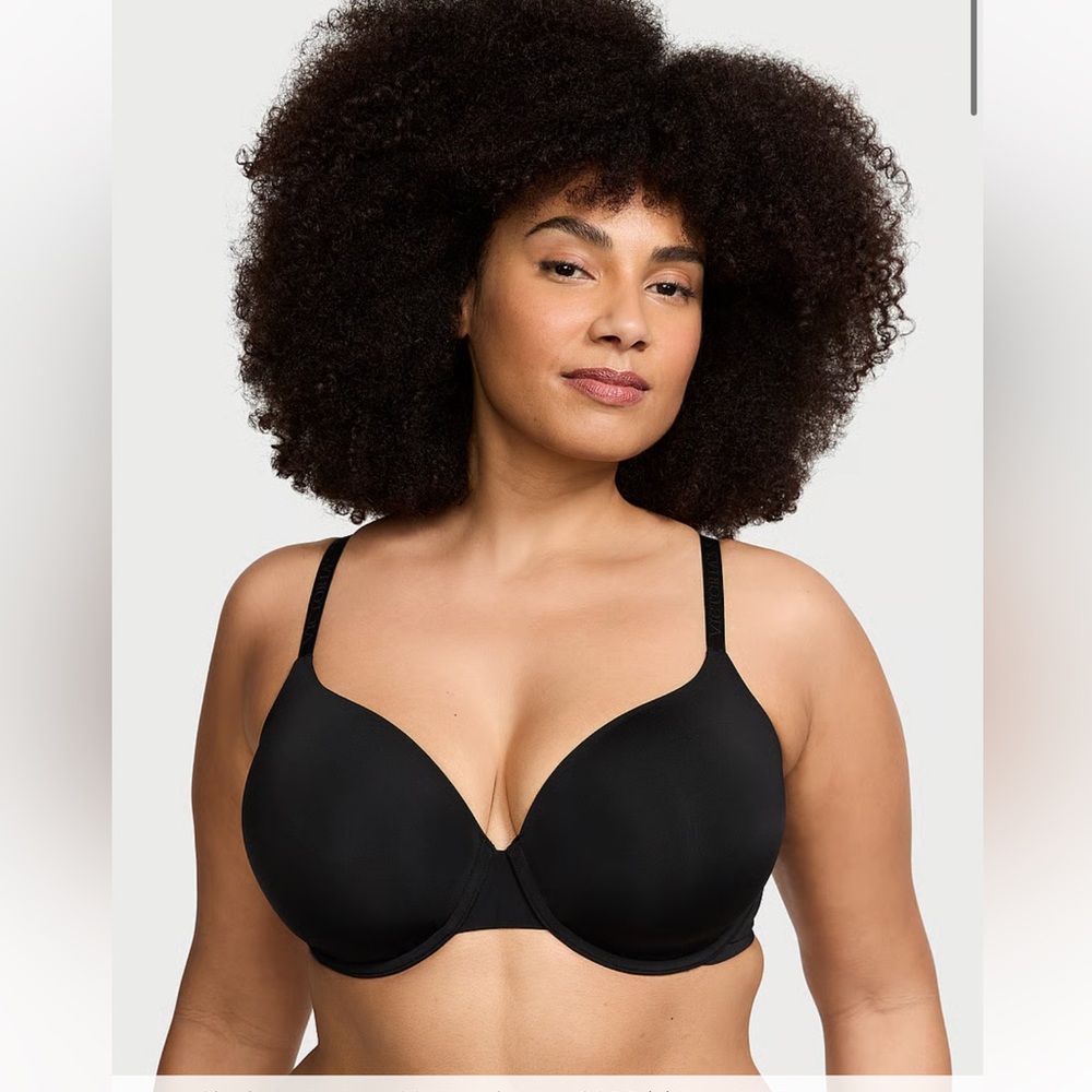 Victoria's Secret Classic Black Bra - lightly lined T-shirt bra